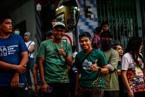 BIB: 50412
                            <button type="button" onclick="openModal(21897851)" class="btn btn-primary btn-sm float-right btn-popup" data-toggle="modal" data-target=".modal-high-quality">
                        <i class="fas fa-shopping-cart"></i> Add to Cart
                    </button>
                                            <button type="button" onclick="isThisMe(21897851, true)" class="btn btn-success btn-sm float-right btn-popup btn-isme hidden" data-toggle="tooltip" data-placement="bottom" title="นี่คือรูปของคุณใช่ไหม คลิกที่นี่เพื่อเอาเข้าอัลบั้ม">
                        <i class="fas fa-plus"></i> Add to album
                    </button>
                    <button type="button" onclick="isThisMe(21897851, false)" class="btn btn-warning btn-sm float-right btn-popup btn-isnotme hidden">
                        <i class="fas fa-ban"></i> Remove from album
                    </button>